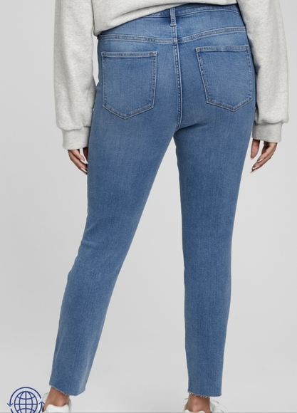 Gap size 27 regular 5 button distressed jeans - Picture 2 of 4